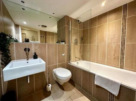 2 Bed Flat, East Street, LS9 - Photo 2