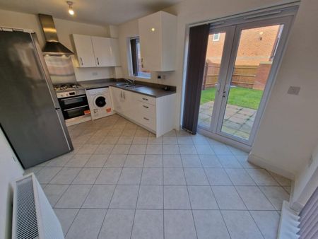 3 Bedroom Detached House - Photo 5