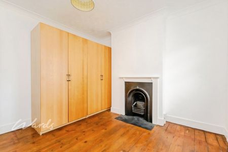 3 bedroom terraced house to rent - Photo 3