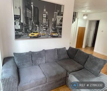 2 bedroom end of terrace house to rent - Photo 1