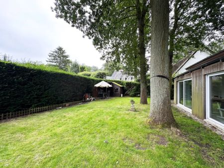 Mooie woning met 3 slaapkamers, bureau, garage en oprit gelegen in Schilde! - Foto 5