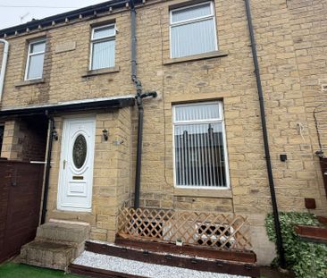 TWO BEDROOM TERRACED PROPERTY - Photo 6