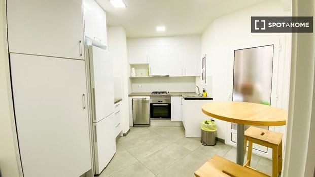 3 room luxury Apartment for rent in Barcelona, Spain - Photo 1