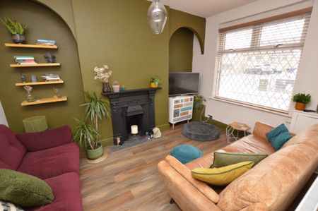 2 Bedroom Terraced House - Photo 5