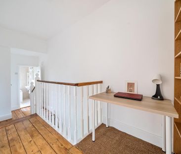 3 bedroom end of terrace house to rent - Photo 5