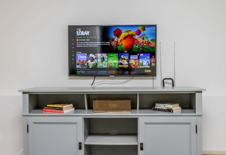 For Lease - 276 CARRUTHERS Avenue Unit# A, West Centre Town, Ontario - Photo 2