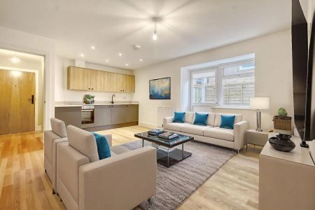 2 Bedroom Flat/Apartment - Photo 3