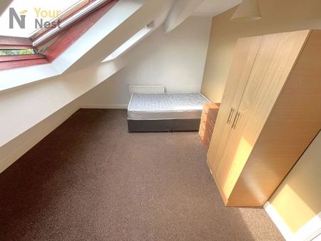 Room 5, Westfield Road, Hyde Park, Leeds, LS3 1DF - Photo 4