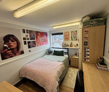 Clarence Street, Haxby Road - P10836 - Photo 6