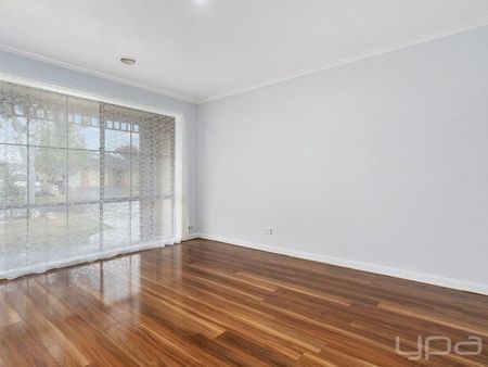 73 Featherhead Way, HARKNESS - Photo 3