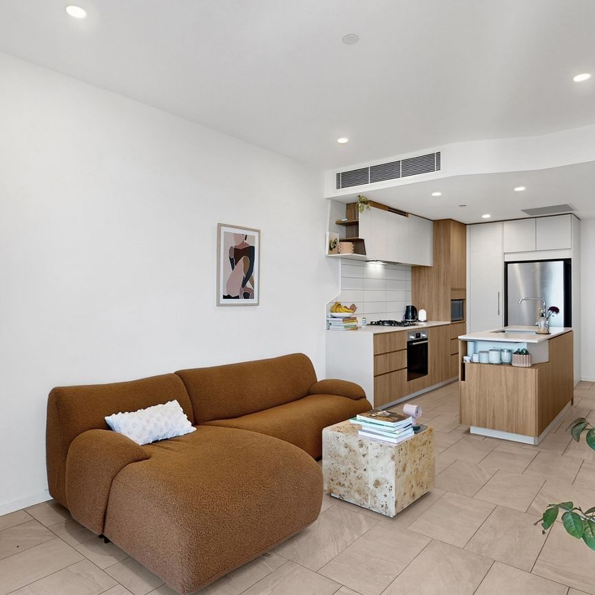 Modern 1-Bedroom Apartment with Study Nook & Rooftop Amenities - Lume Kangaroo Point - Photo 1
