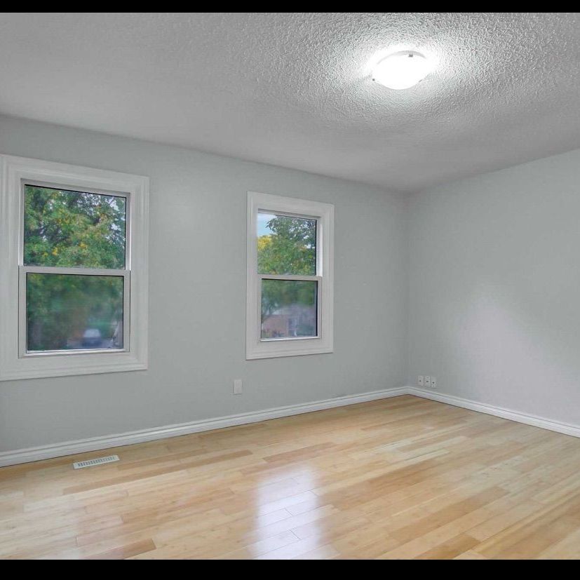 For Lease - 4 Stanbridge Court Unit# Main, Toronto, Ontario - Photo 1