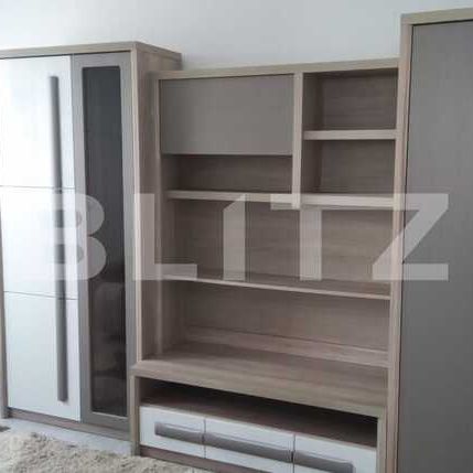 Apartament de lux, 3 camere, 60 mp, zona VIVO, loc de parcare! - Photo 1
