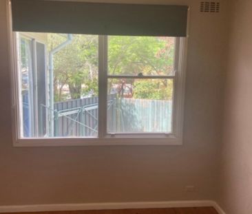 32 Neilson Street, Garran ACT, Belconnen - Photo 5