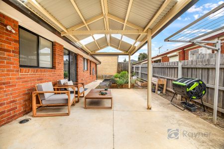 2/8 Silverdale Drive, 3340, Darley Vic - Photo 5