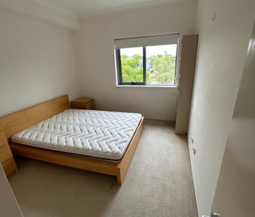 West Perth - Photo 3