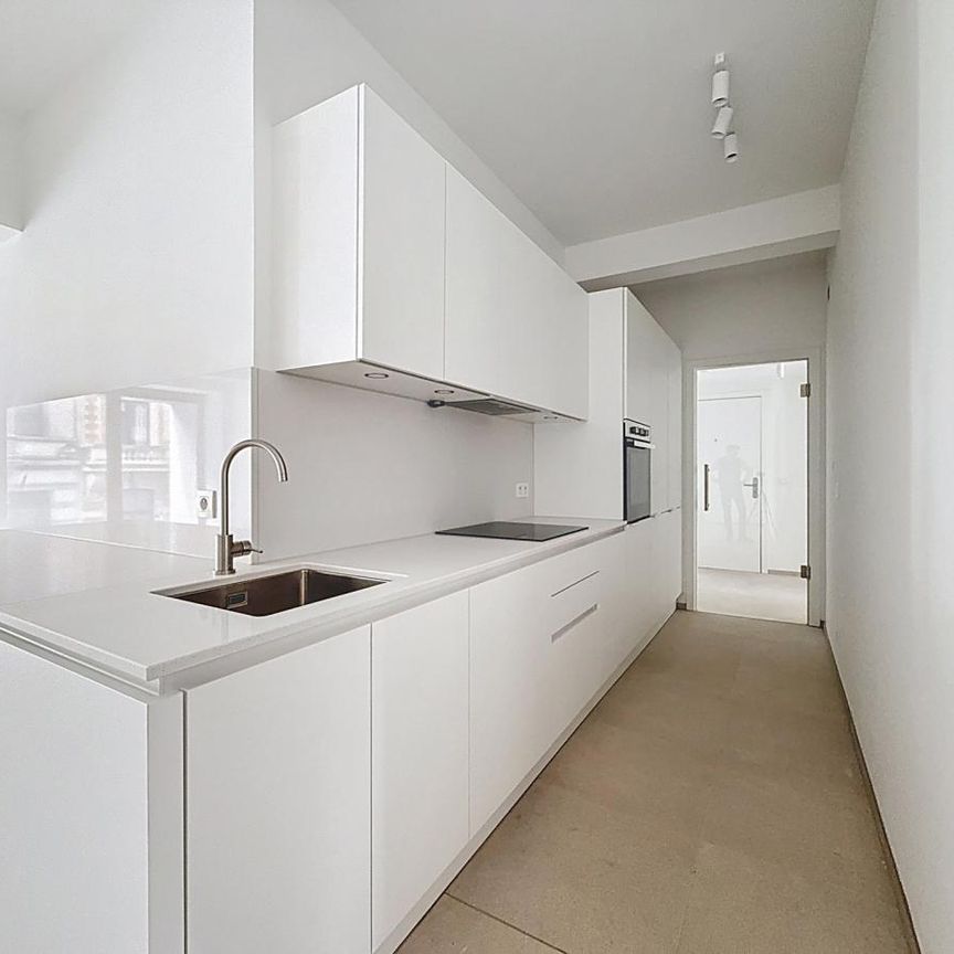 JOURDAN: Beautiful new 4 bedroom apartment - Photo 1