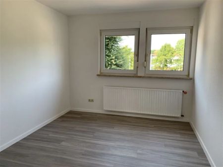 *4-Zi.-Dachgeschosswohnung in zentraler Lage* - Photo 4