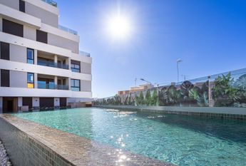 Alquiler de piso en Calle Maestro Falla, 15