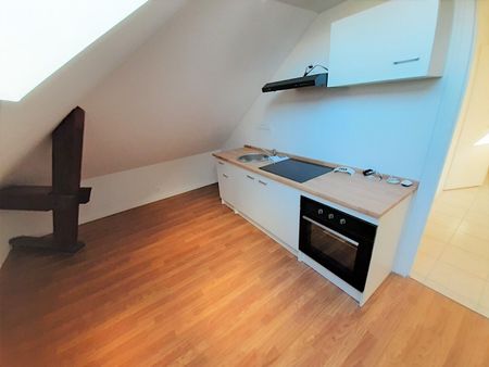 Appartement À Louer 3 Pièces , 43 M² - Photo 2