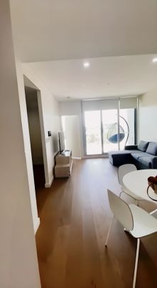 2 bed 2 bath - Photo 1