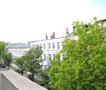 Mitten in der City! - Tolle 2- Zimmer Wohnung mit Balkon und Wohnkü... - Photo 2