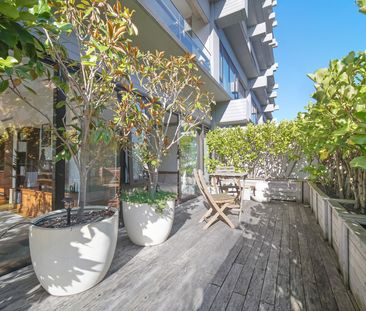 Stylish City-Fringe Apartment with Huge Private Deck - Photo 6