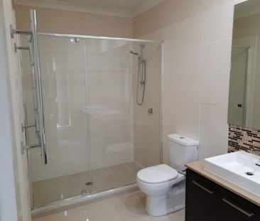 Well Maintained Family Home - Photo 5