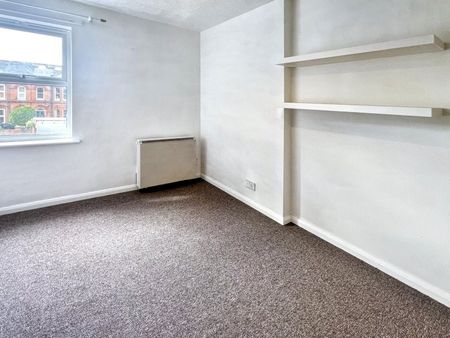 Two Bedroom Apartment To Let in Cauldwell Hall Road - Photo 3