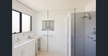 $700 Per week incl Power & Water - Photo 3