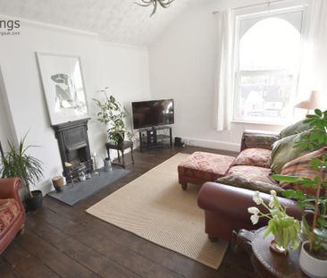 2 bedroom flat to rent - Photo 3