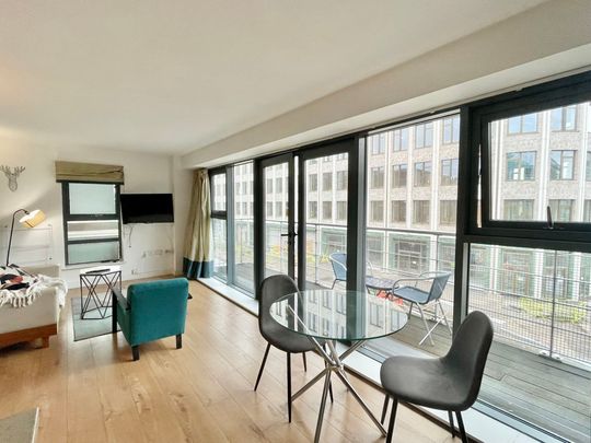 Waterloo Court - Photo 1