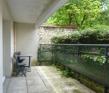 Apt T2 meublé et équipé avec terrasse et stationnement, secteur St ... - Photo 1