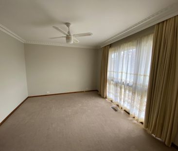 Spacious and Conveniently Located! - Photo 2