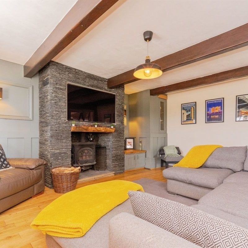 Halifax, Boothtown - Photo 1