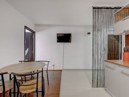 Drumul Taberei, Valea Furcii, studio cu dormitor, comision 0%. - Photo 2