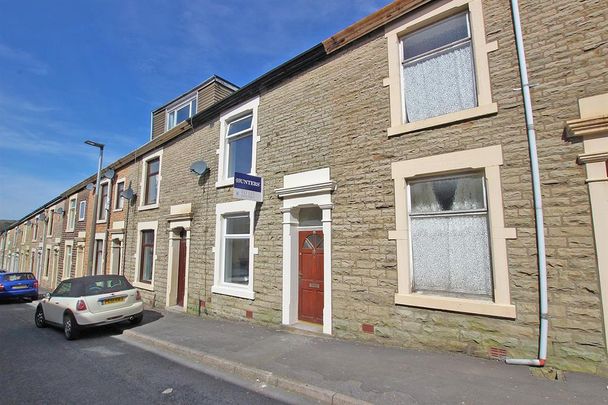 2 bedroom terraced house to rent - Photo 1