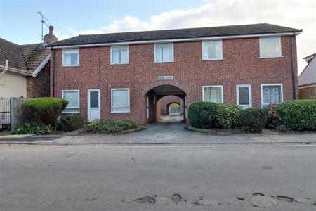 1 bedroom flat to rent - Photo 2