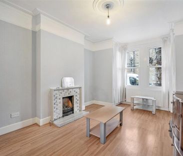 2 bedroom semi-detached house to rent - Photo 4