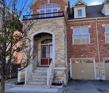 Semi-Detached Home For Lease | N8139738 - Photo 4