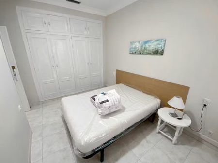 Gran Via de les Germanies, Valencia, Valencian Community 46006 - Photo 3