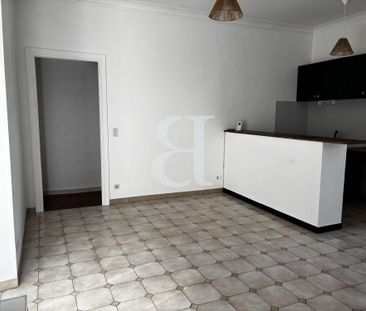 Location Appartement 3 pièces 54m² ST REMY DE PROVENCE 13210 - Photo 2