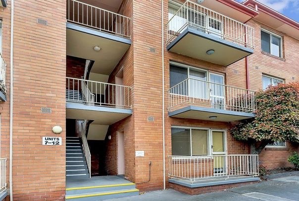 10/44 Fletcher Street, Essendon VIC 3040 - Photo 1