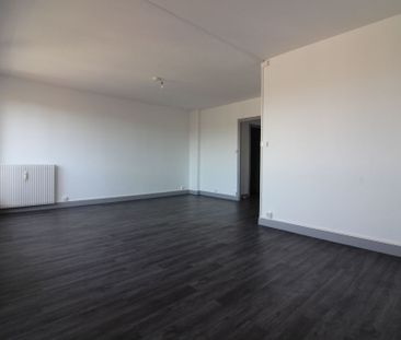 Location Appartement 4 pièces 82m² - Photo 1