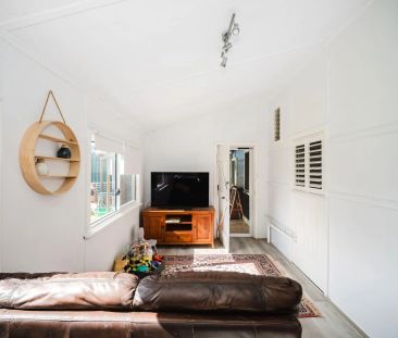 Stunning location close to the beach. - Photo 2