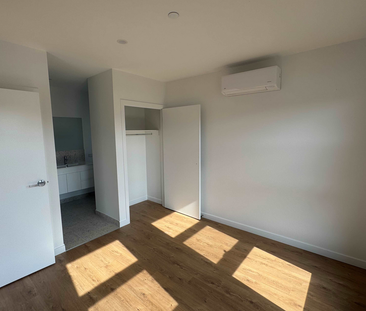 27 Shelduck Drive, Old Beach, TAS - Photo 5