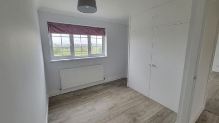 5 bedroom detached house to rent - Photo 4