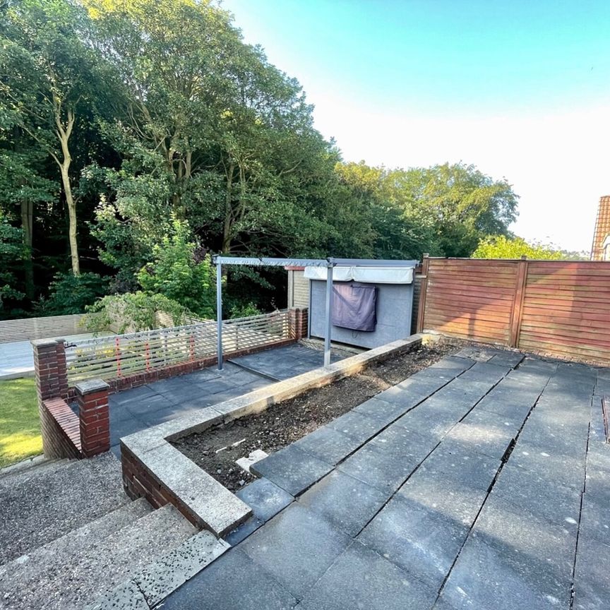 202 Stonelow Road, S18 - Photo 1