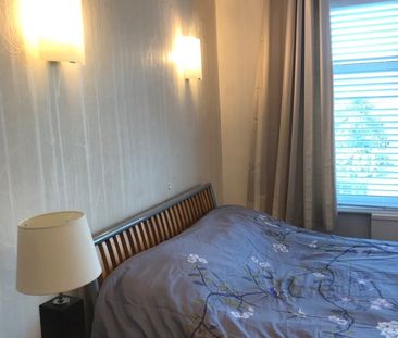 Room in a Shared House, Brockham Drive, IG2 - Photo 4