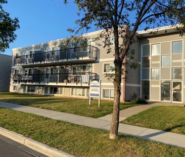 Sorrento Manor - Photo 6